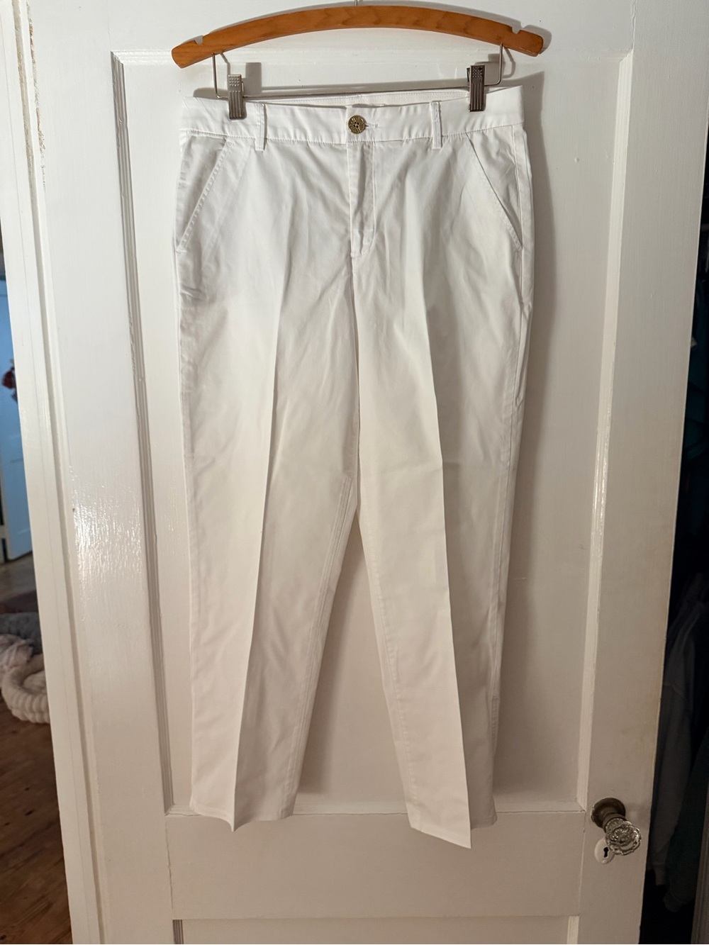 🤍 Lilly Pulitzer White Straight-Leg Pants – Size 8 🤍